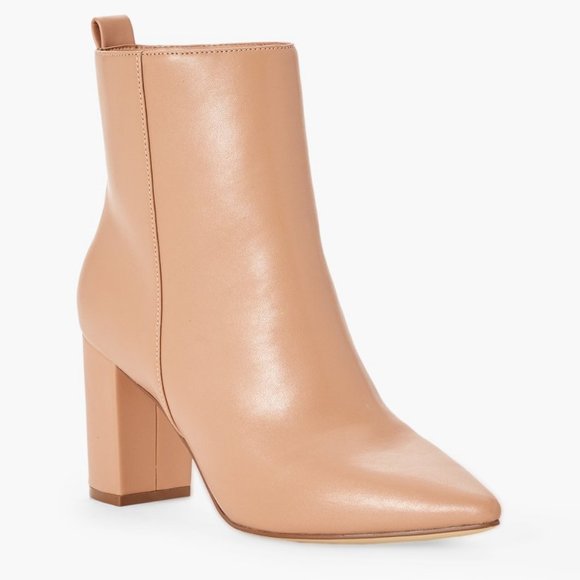 Shoes - NWT- SIZE 10 BEIGE BLOCK HEEL ANKLE BOOT WITH SIDE ZIPPER AND DREAM SOLE